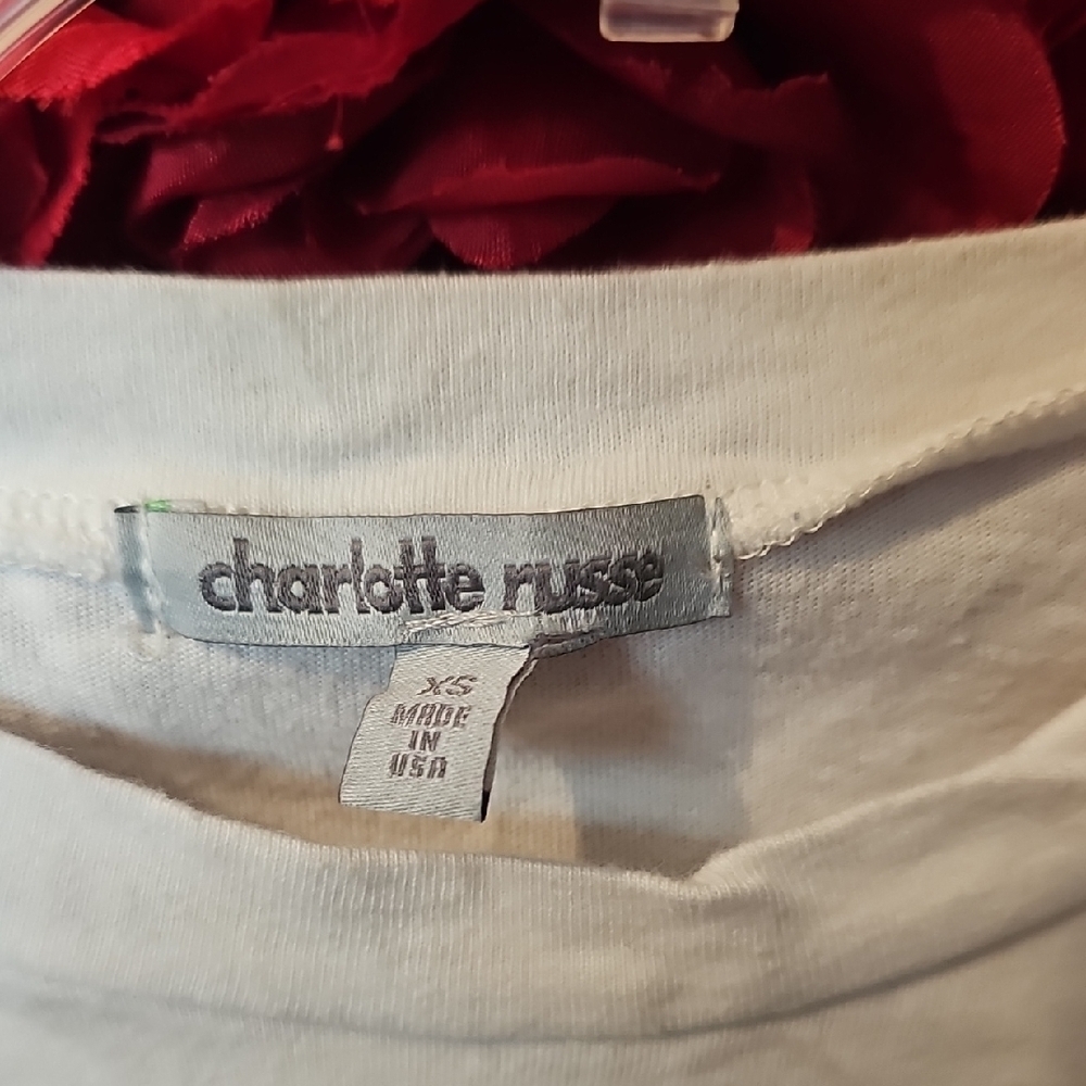 Charlotte Russe White Graphic Tee Size XSmall - Picture 2 of 6